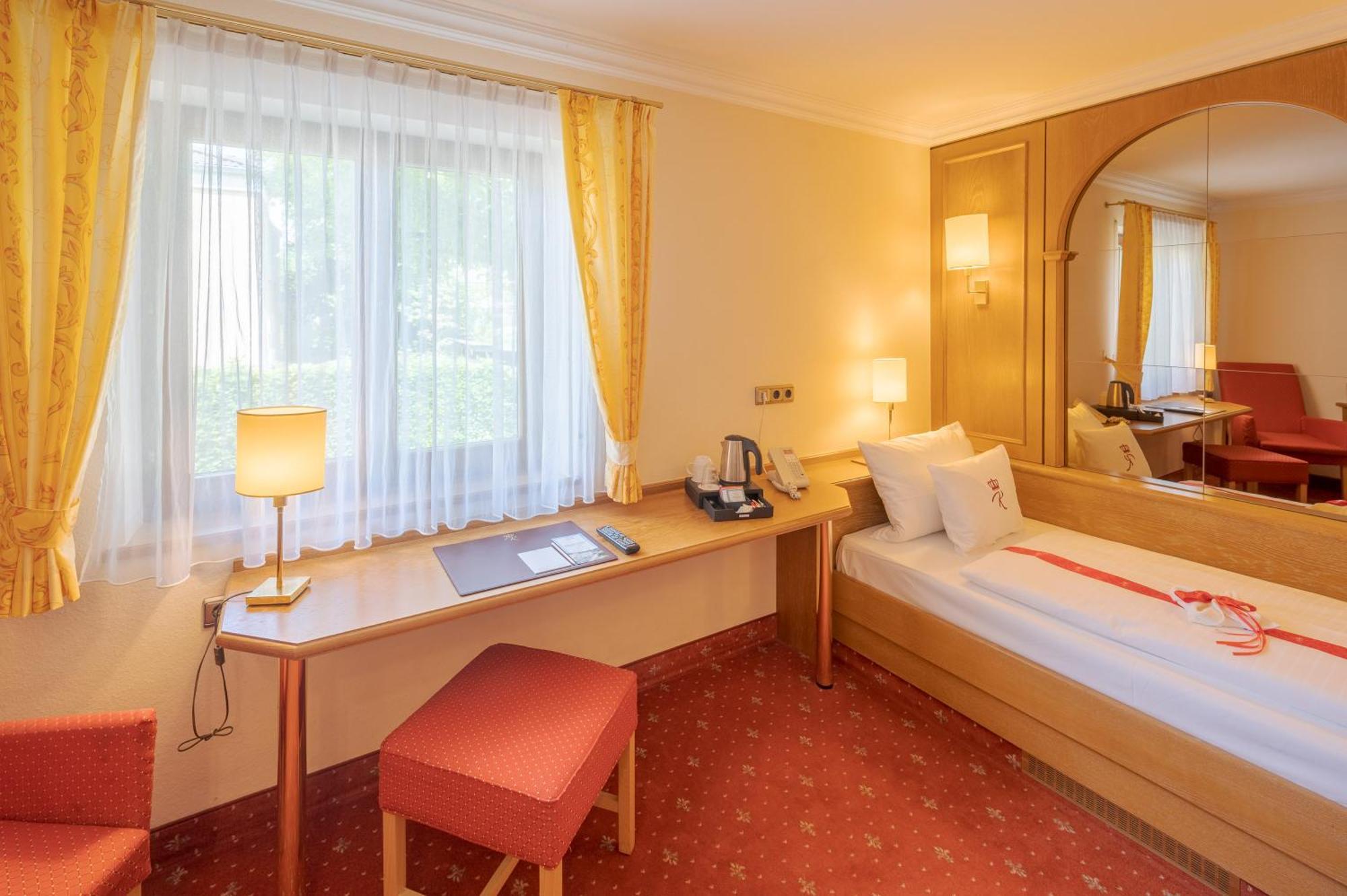 Hotel Am Schlosspark Zum Kurfuerst 3*