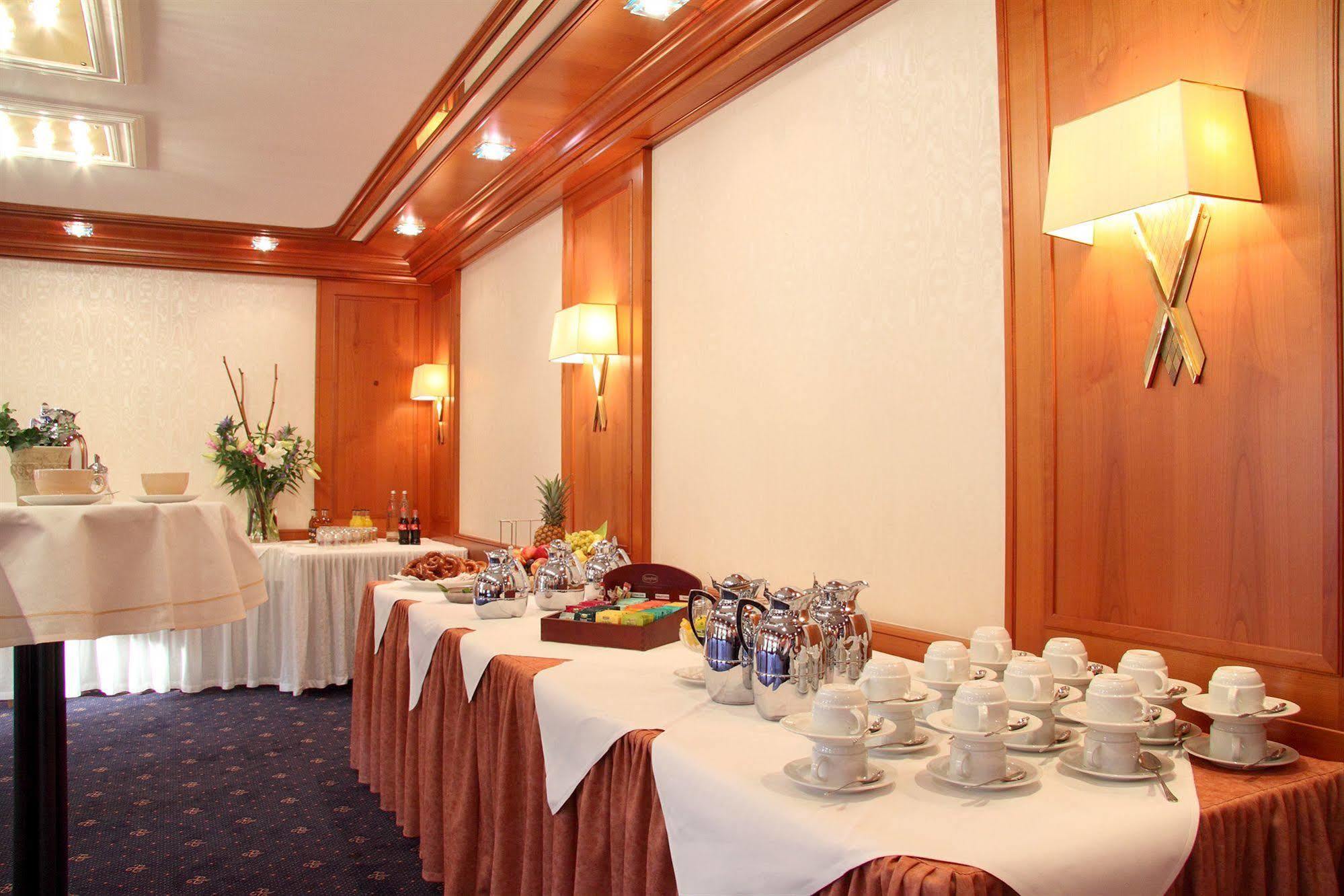 Am Schlosspark Zum Kurfuerst Hotel 3*